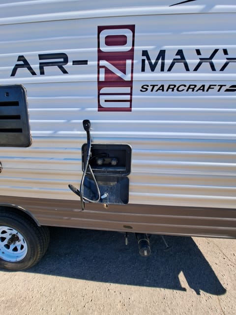 2015 Starcraft AR-One Maxx Towable trailer in Ridgecrest