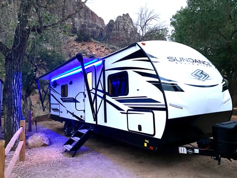 2021 Heartland RVs Sundance Ultra Lite Towable trailer in Rio Rancho