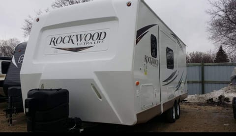 2016 Rockwood 2304ds Towable trailer in Steinbach