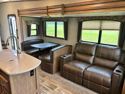 2018 Keystone Laredo Side Bunk RV in Clearwater County