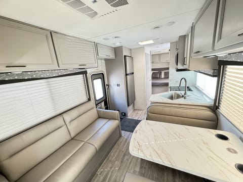 2024 Thor Class C- Explore California in Spacious and Modern Comfort Drivable vehicle in Fairfield