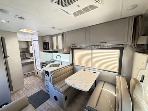 2024 Thor Class C- Explore California in Spacious and Modern Comfort Drivable vehicle in Fairfield