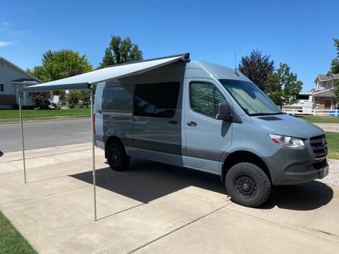 Thule Awning deployed