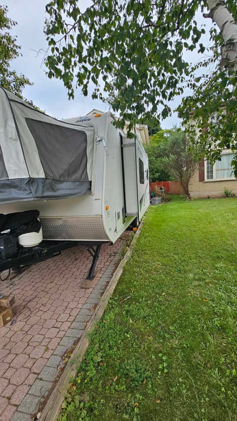 2012 Jayco Jay Feather Ultra Lite Remorque tractable in Guelph