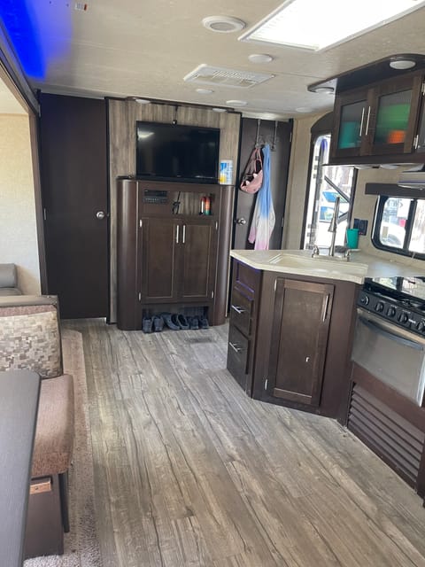 2018 Forest River Cherokee Towable trailer in Sparks