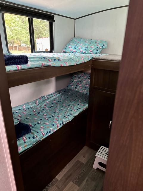 The Hippie Camper 1 Queen and 4 bunk beds Towable trailer in La Vergne