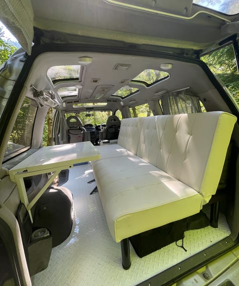 Silvertale | Mitsubishi Delica Space Gear 4x4 Campervan in Shoreline