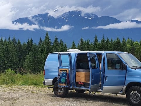 Brandi Vanlile Campervan in Vancouver