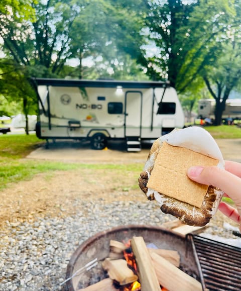 S’mores by the RV, what a cozy evening.