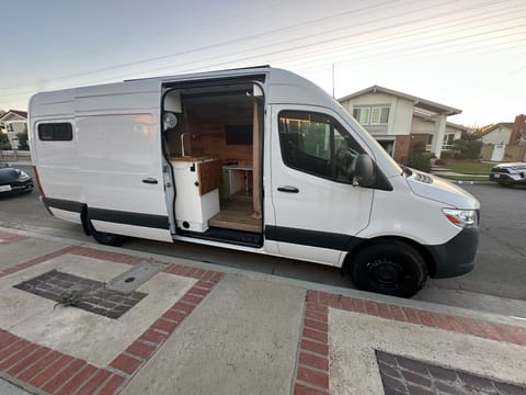 2021 Mercedes-Benz Sprinter 170 RWD CoZy Van Campervan in Fountain Valley