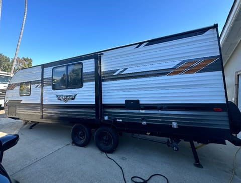 2022 Forest River Wildwood X-Lite T241BHXL Towable trailer in Wildomar