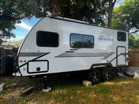 2022 Winnebago Minnie Winnie- The perfect Minnie get away Towable trailer in Lake Worth
