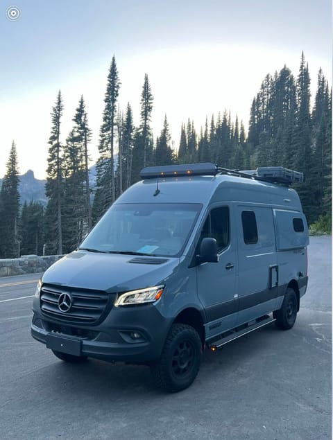 Road Optional - Off Grid & Ready For Adventures in the PNW! Van aménagé in Gig Harbor
