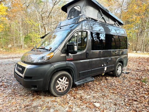 2022 Thor Rize Camper Van Campervan in Somerville