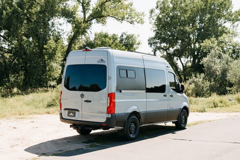 Class B 4x4 Mercedes Sprinter - Van works *NEAR LAX* Véhicule routier in Harbor City