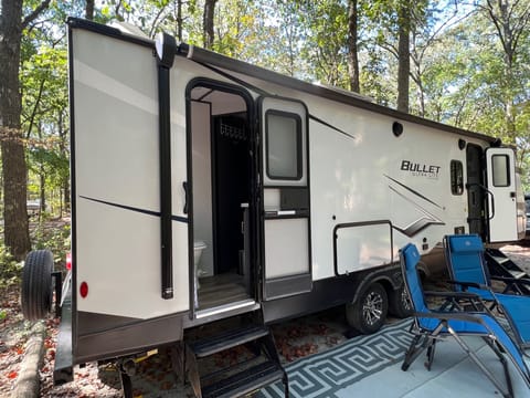 2022 Keystone RV Bullet Ultra Lite Towable trailer in Huntsville