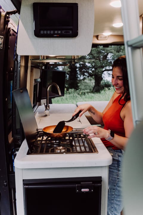 VanGo - Luxury "Starry Night" Camper Van Drivable vehicle in Statesville