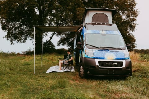 VanGo - Luxury "Starry Night" Camper Van Drivable vehicle in Statesville