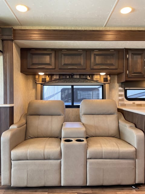 Forrest’s 2019 Coachmen Mirada Drivable vehicle in Richmond