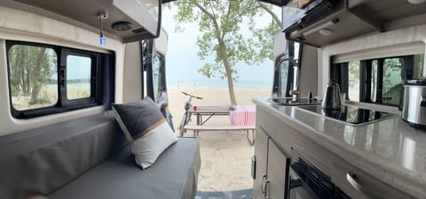 2022 Jayco Swift - 20A  / Class B Drivable vehicle in Guelph