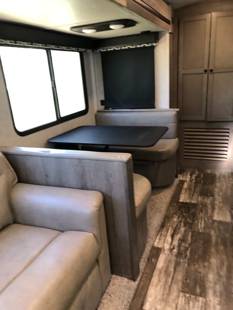 2020 Keystone Outback (38ft)(towable) Towable trailer in Mar Vista
