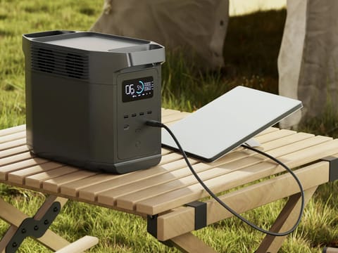 🚀 Now available with the Mission Overland camper: Starlink Mini! Stay connected wherever the trail takes you and turn your basecamp into a remote office. Because let’s be honest—Monday meetings are way better from camp. 🏕️💻✨