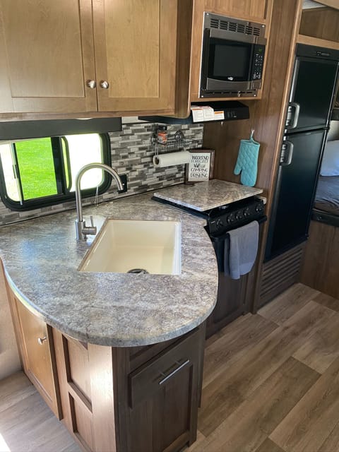 2019 Aspen Trail Camper Towable trailer in Lacey