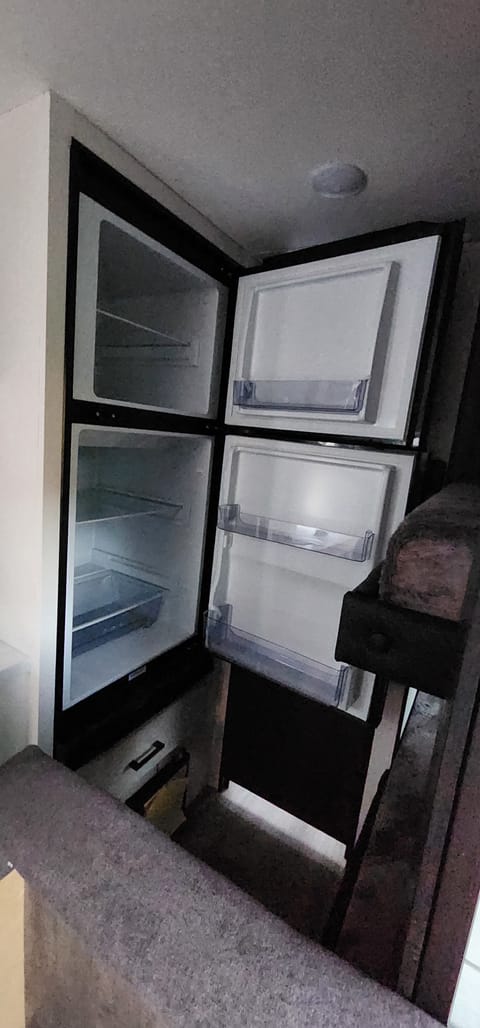 Big size fridge.  Top freezer and bottom fridge