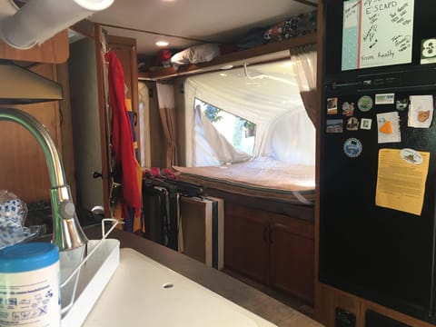 Middle/side bunk 