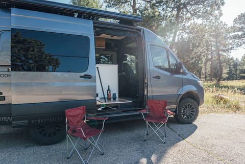 Free Bird: 2022 Storyteller Overland Stealth Mode 4x4 Drivable vehicle in Highlands Ranch