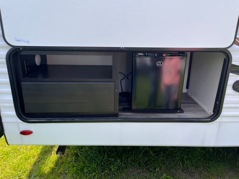 The Hudson's Hideaway Towable trailer in Kawartha Lakes