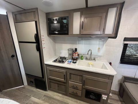 2022 King 22 - Rate includes Delivery & Fees* Towable trailer in New Braunfels