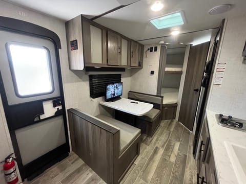 2022 King 22 - Rate includes Delivery & Fees* Towable trailer in New Braunfels