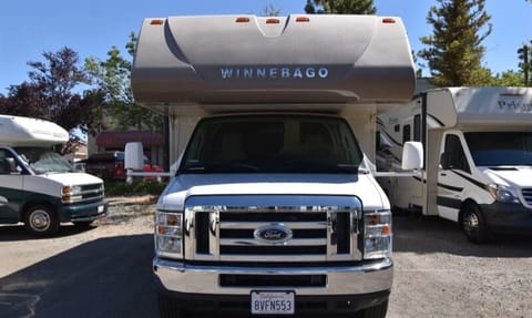 Adventures with Winnie - 2017 Winnebago Minnie Winnie Drivable vehicle in Rocklin
