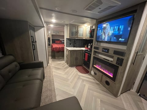 Montoya's 2022 Heritage 22RBHL Towable trailer in Modesto