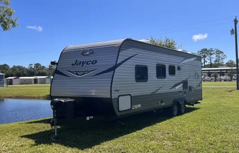 2021 Jayco Jay Flight SLX Towable trailer in Orlando