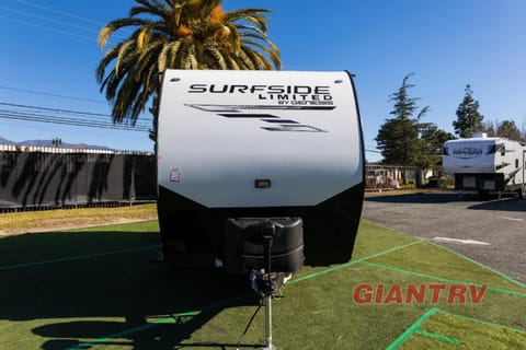 2023 Genesis supreme Surf side limited 16bb Towable trailer in Menifee