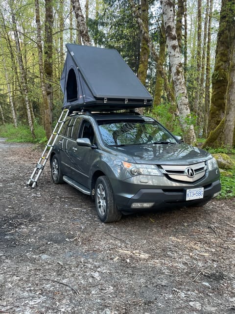 2007 Acura MDX with roof top tent, fully equipped for your road trip Drivable vehicle in North Vancouver