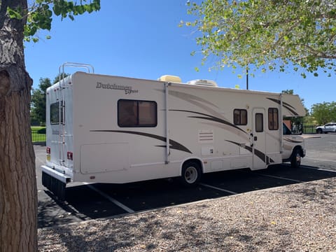 2008 Dutchmen Dutchmen Motorhome Drivable vehicle in Corrales