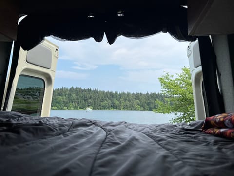 2021 Storyteller Overland Mode 4x4 - No Hookups Needed! Campervan in Seattle