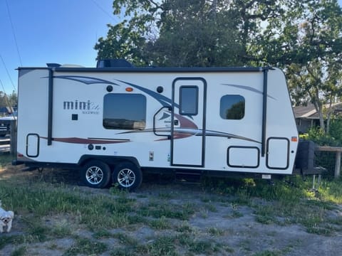 2018 Forest River Rockwood Mini Lite- beautiful trailer! Towable trailer in Santa Rosa