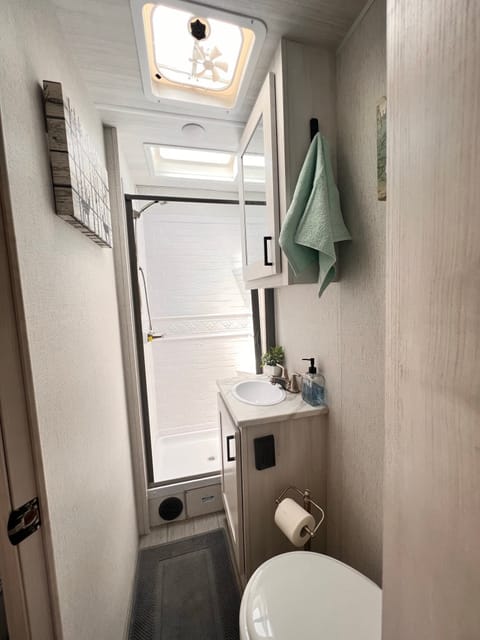 Bathroom/Shower