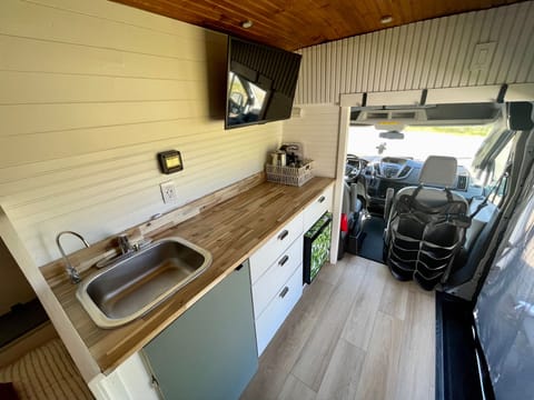 Island Explorer’s Ford Transit Campervan in Nanaimo