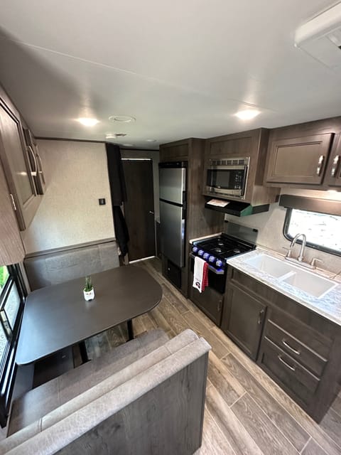 2020 Jayco Jay Flight SLX Towable trailer in Big Pine Key