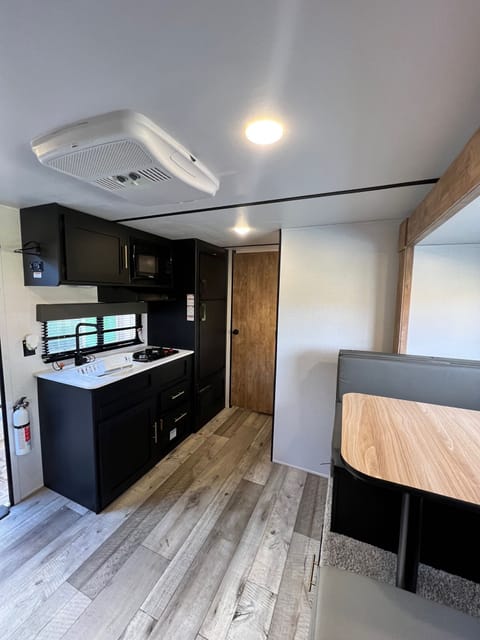 Brand New 2022 Keystone RV Springdale ! Easy to Tow! Towable trailer in Avondale