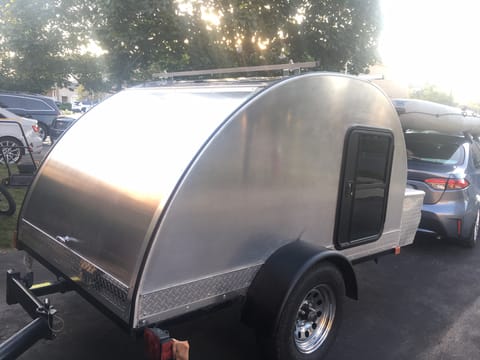 2018 Teardrop trailer Silver Bullet, lightweight , very comfortable Rimorchio trainabile in Brampton