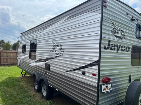 2021 Jayco Jay Flight SLX Towable trailer in Perry