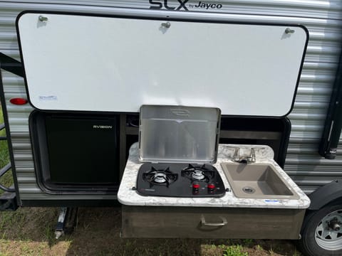 2021 Jayco Jay Flight SLX Towable trailer in Perry