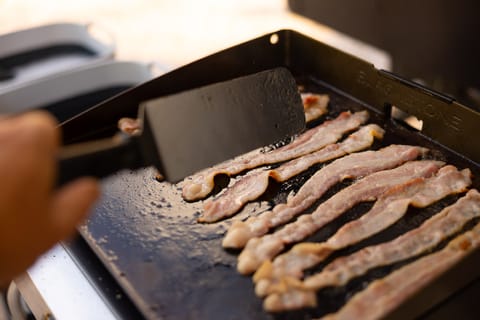 Outdoor Kitchen with Blackstone Griddle. 