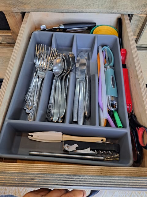 Utensils and kitchen tools as pictured